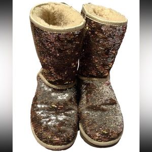 UGG Australia Silver/Brown Sequin short classic boot size 8 *preowned*